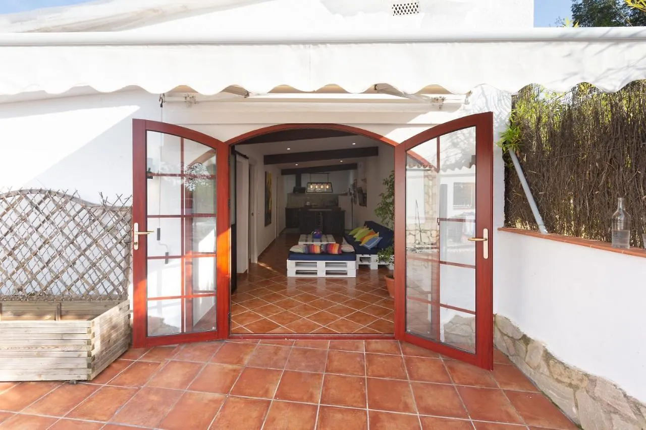 Detached Villa For 6 People In Lloret De Mar With Comunal Outdoor Swimming Pool Puigventos