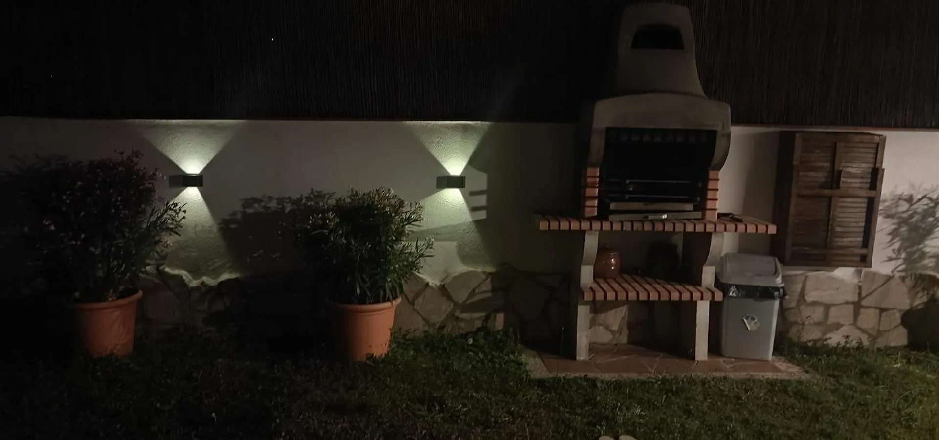 Detached Villa For 6 People In Lloret De Mar With Comunal Outdoor Swimming Pool Puigventos