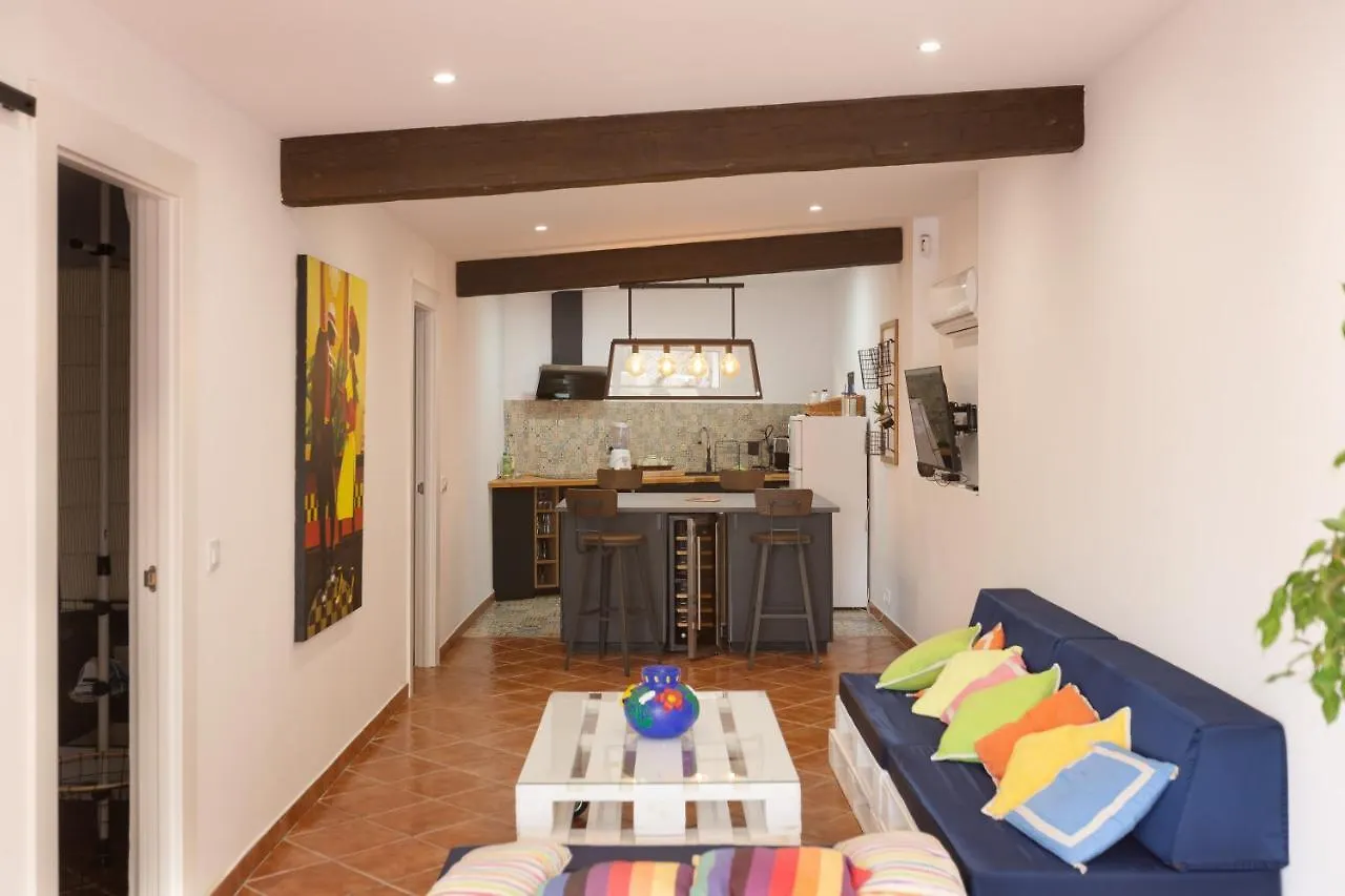 Detached Villa For 6 People In Lloret De Mar With Comunal Outdoor Swimming Pool Puigventos España