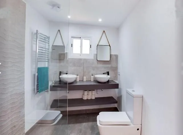 Detached Villa For 6 People In Lloret De Mar With Comunal Outdoor Swimming Pool Puigventos